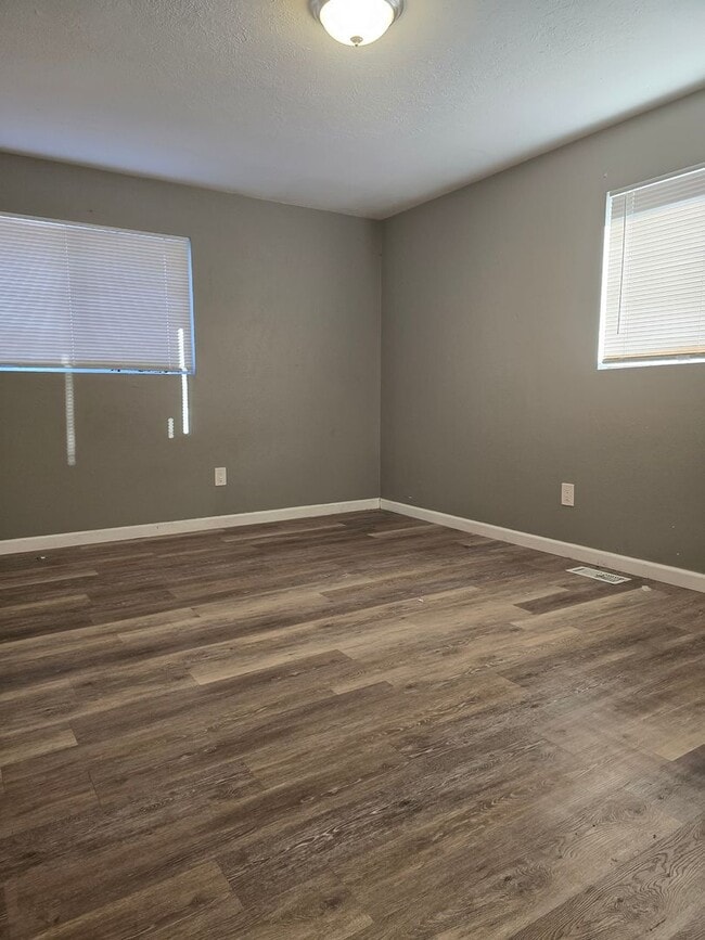 Photo - Updated 2 Bedroom 1.5 Bath in Westminster Unidad #1