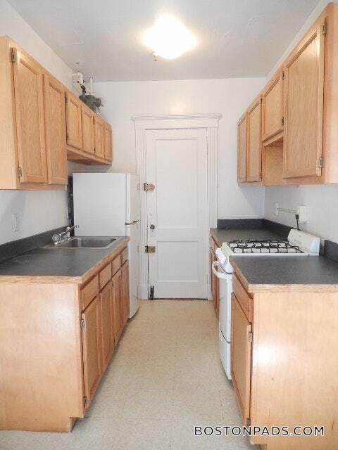 Photo - 231-235 Park Dr Apartment Unit 18