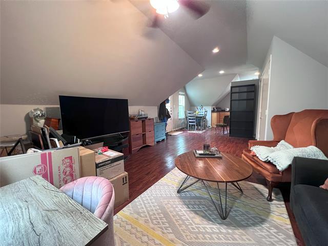 Photo - 609 Myrtle St