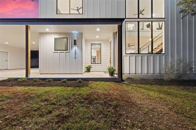Photo - 22218 Briarcliff Dr
