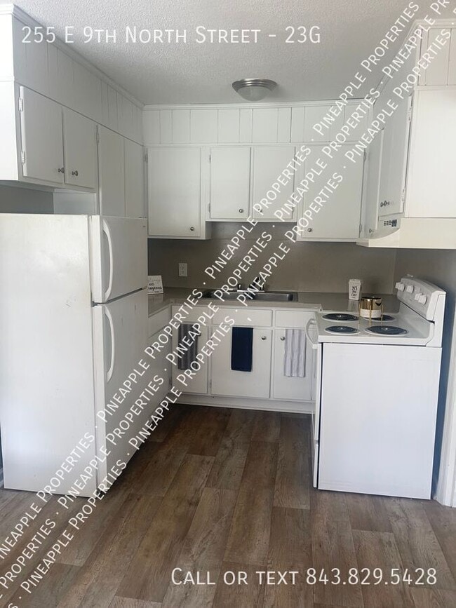 Photo - 255 E 9th N St Unit 23G