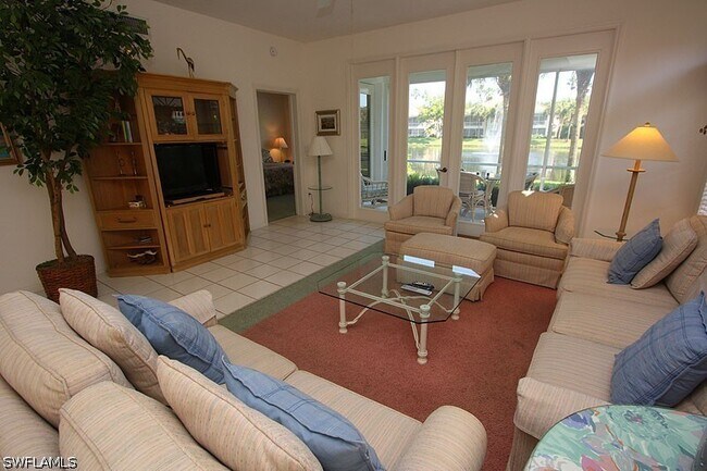 Photo - 8437 Abbington Cir Unit 612
