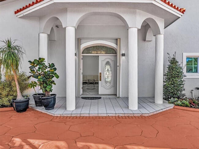 Photo - 12904 Banyan Rd