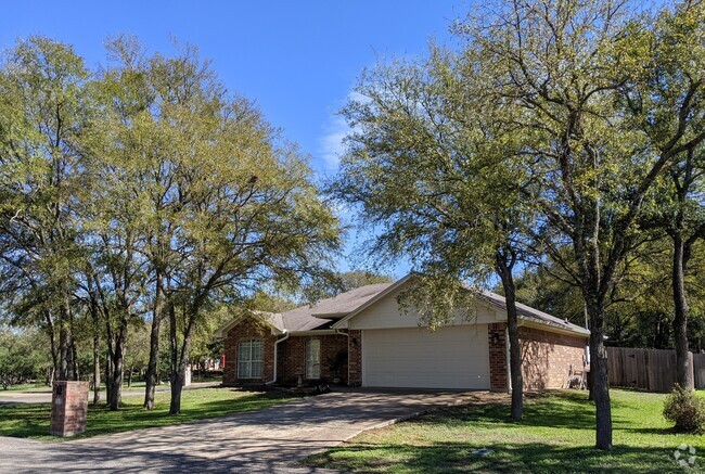 Building Photo - 1 Pawnee Ln Rental