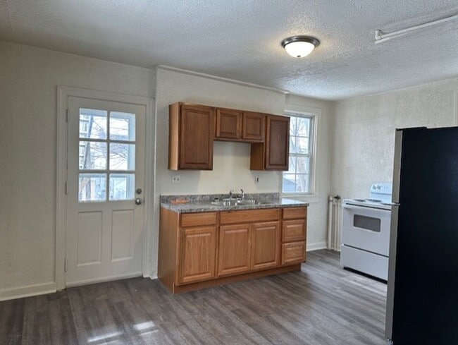 Photo - 281 Hoffman Ave Unidad 1