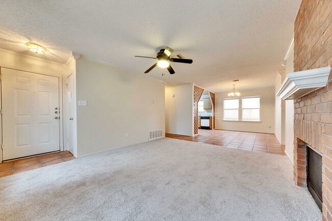 Photo - 1625 Sylvia Ct