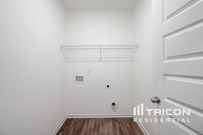 Photo - 118 Chapel Meadow Ln SW