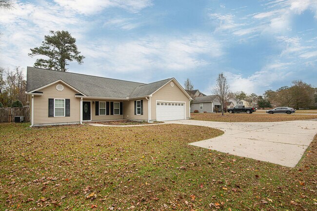 Photo - 104 Elbert Way