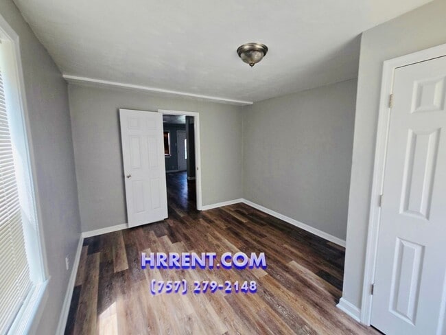 Photo - Cozy 3 Bedroom 1.5 Bath Two-Story Home loc...
