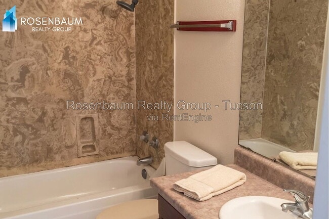 Photo - 3647 E Bellevue St