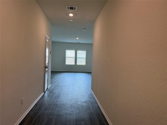 112 Crownover Cove
