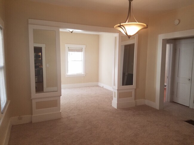 Photo - 2 Bed/1 Bath