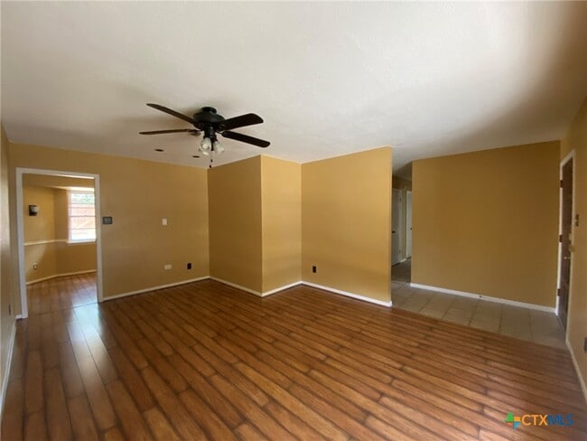 Photo - 1613 Miranda Ave