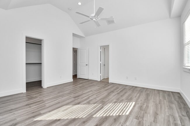 Photo - 9016 Laverne Laurel Ln