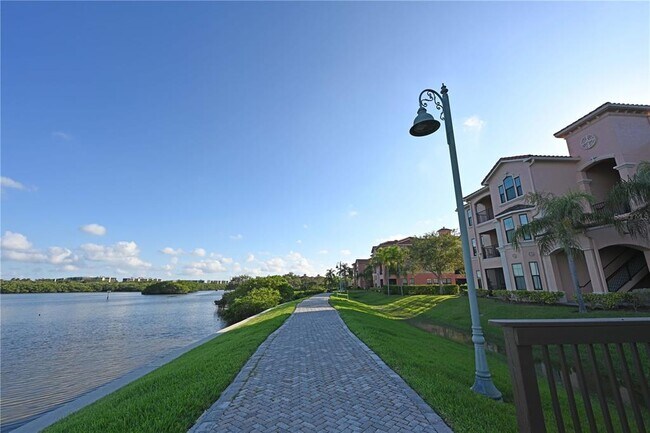 Photo - 2755 Via Capri Unidad 1226