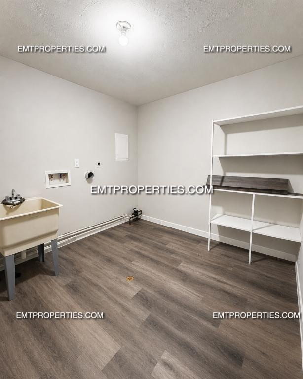 Photo - 3024 Meister Rd