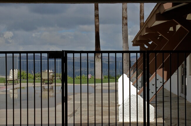 Building Photo - 3360 N Topanga Canyon Blvd