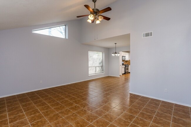 Photo - 8123 Big Oak Trail Dr