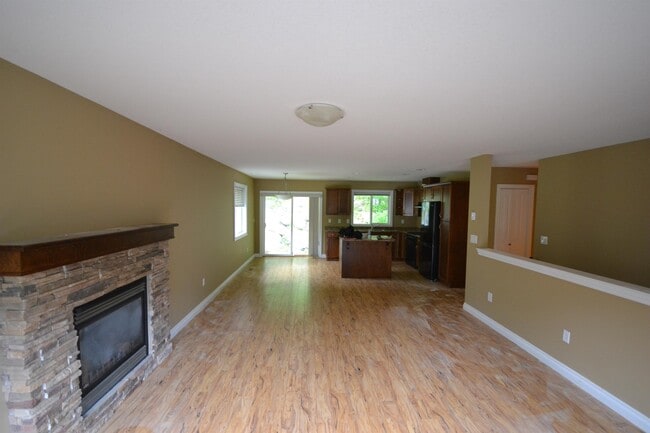 Photo - 43584 Old Orchard Rd