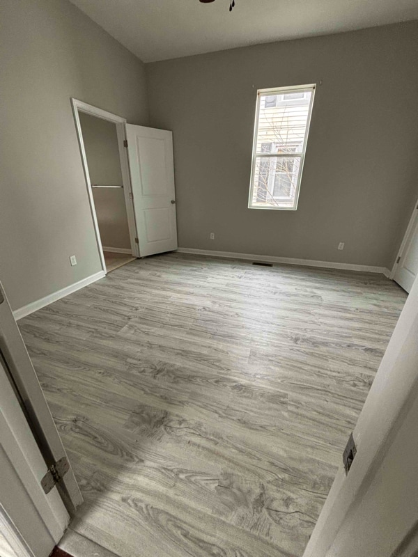 Photo - 329 S Main St