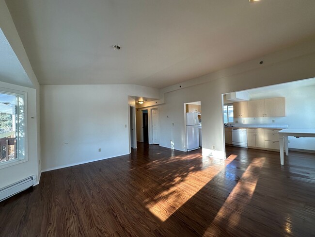 Photo - 1115 Selief Ln Unidad Apartment 1