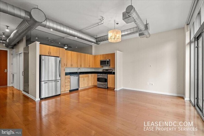 Photo - 811 4th St NW Unit #610x