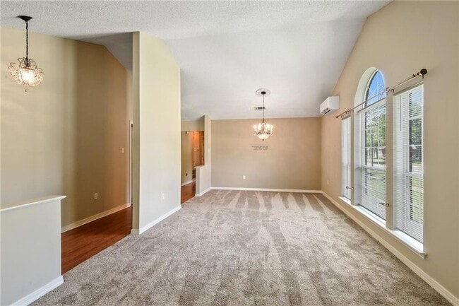 Photo - 1044 Breckenridge Dr