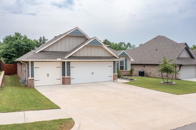 Photo - Beautiful Home in Woodland Park