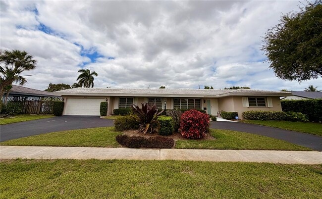 Building Photo - 5011 Madison St