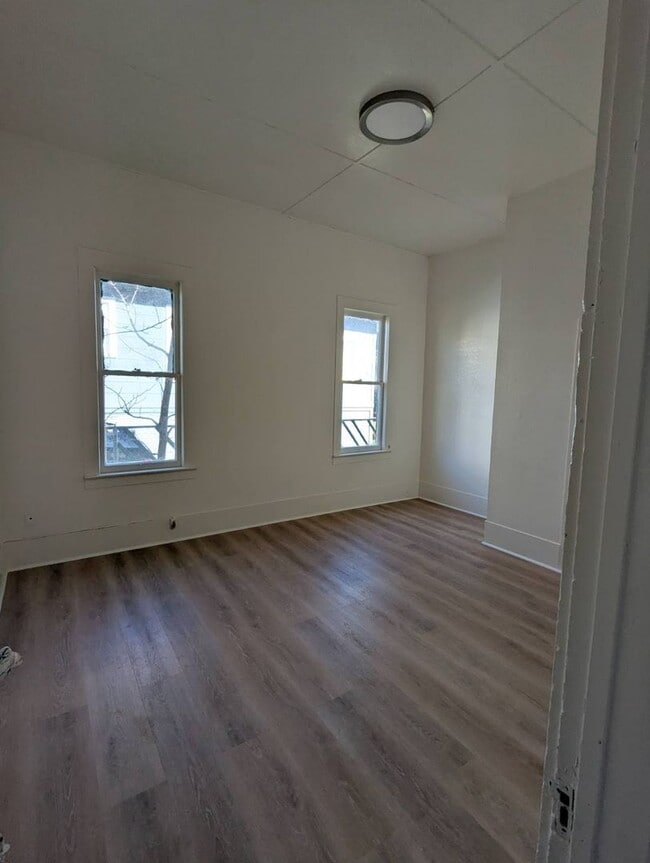 Photo - Pet friendly, downtown duplex