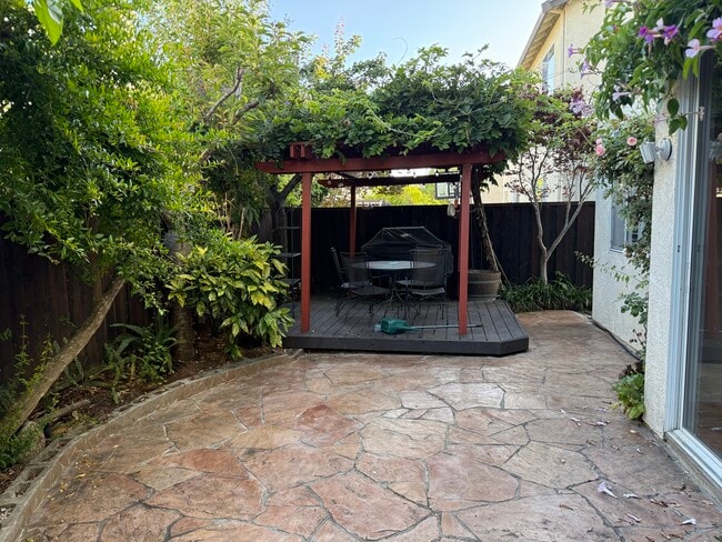 Photo - 15680 Atlantus Ave