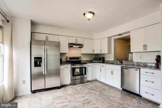 Photo - 6212 Briar Ct