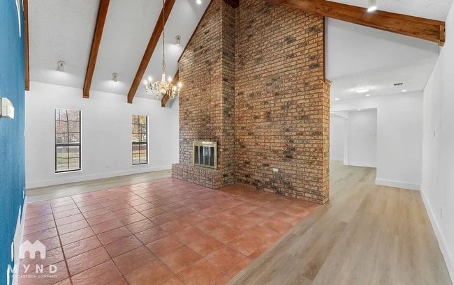 Photo - 1215 Spring Lake Dr