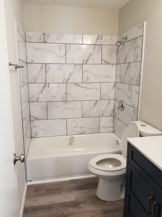 4128 Scarsdale Ln House House Rental in Dallas, TX