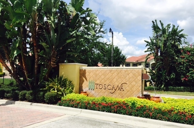 Building Photo - Luxurious 3 bed 2 bath condo with Great Vi...