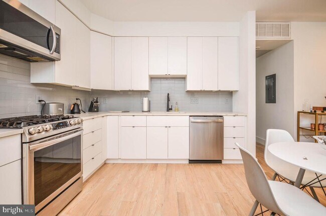 Photo - 3514 13th St NW Unit 1