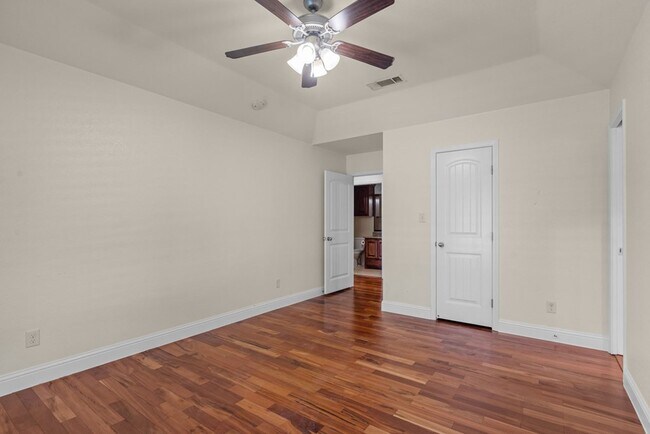 Photo - 2801 Savoy Pl