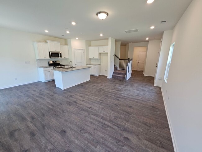 Photo - Like New End-Unit townhome in Monroe!