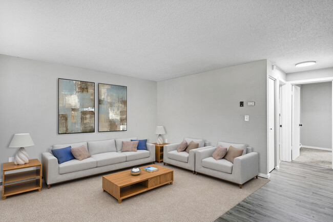 Photo - Lindbrook Apartments - Puyallup