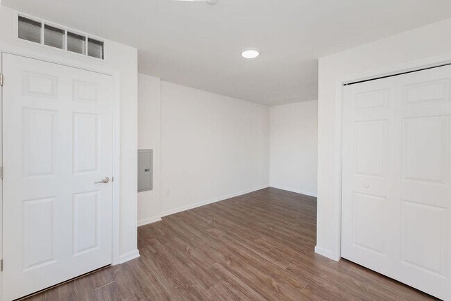 Photo - 162-170 S Orange Ave Unit 404