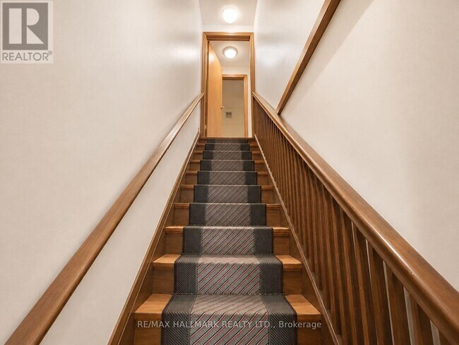 Photo - 338 Vaughan Rd Unit Apt 3