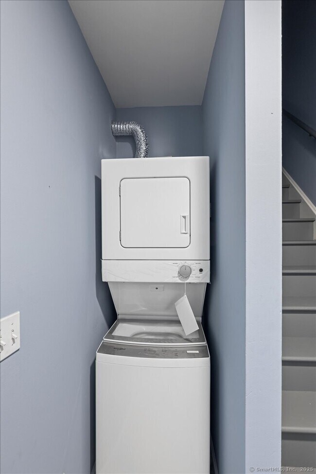 Photo - 85 Avery St Unit 2