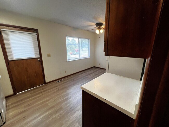 Photo - Price Drop - 3 Bedroom/1 Bathroom House - ...