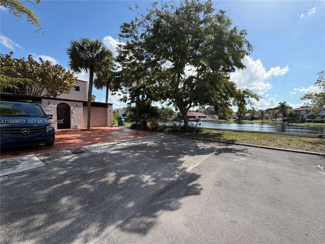 Photo - 7216 Jacaranda Ln