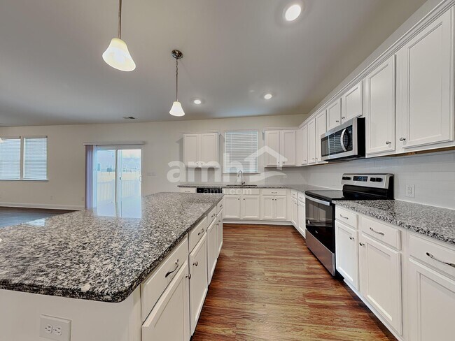 Photo - 183 Larragan Dr