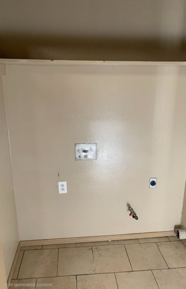 Photo - 2 Bed/1 Bath Apartment Unidad 2016 Watts Rd. Apt F