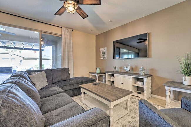 Building Photo - 20298 E Arrowhead Trail Unit ID1385987P