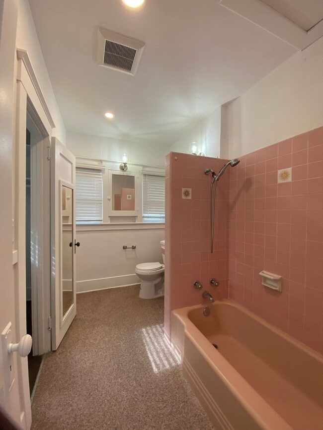 Photo - Cottage in the Heart of North Park!!