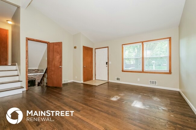 Photo - 7106 Ballentine St