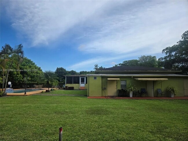 Photo - 12401 SW 47th St